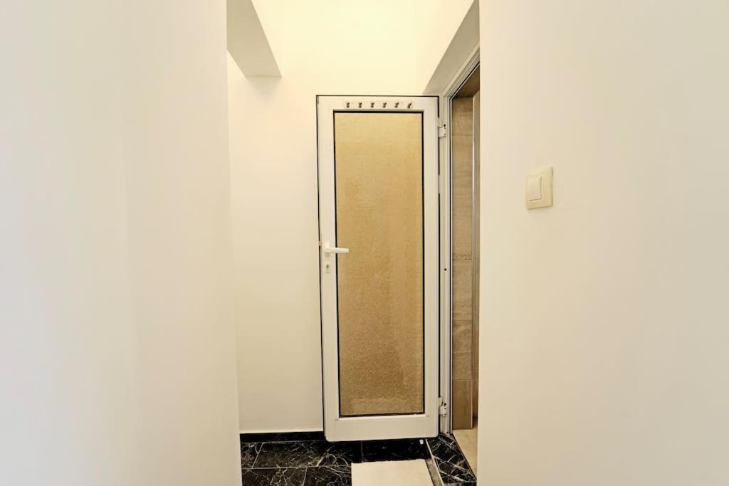Cozy 1-Bedroom Flat In The Very Center Of סופיה מראה חיצוני תמונה
